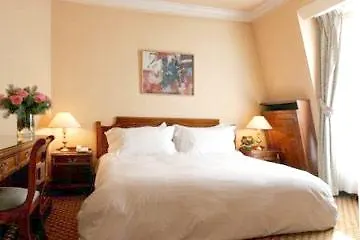 Otel Metropolitan Champs Elysees